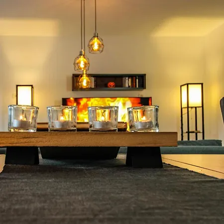 Moderne FeWo SKY Netflix Terrasse Burgblick Boxspringbett Waschtrockner Bullay Exterior foto
