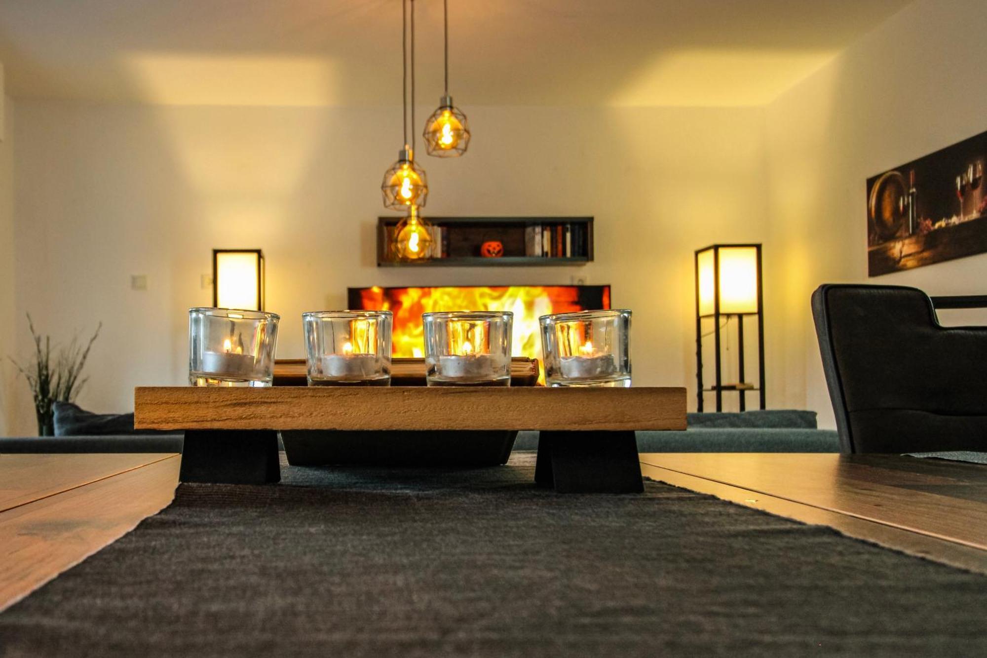 Moderne Sky Netflix Terrasse Burgblick Boxspringbett Waschtrockner Apartment *